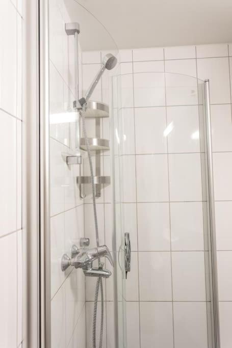 Апартаменти Tilava Huoneisto Helsingissa Гельсінкі Екстер'єр фото